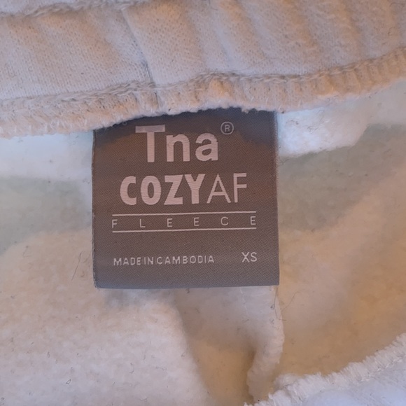 TNA cozy AF sweatpants - Picture 2 of 2